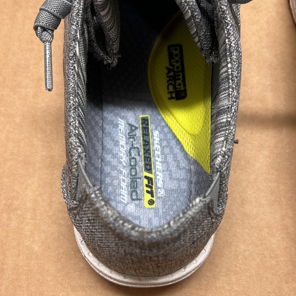 NEW - Skechers Men Canvas Slip-On Shoes (Gray) - Picture 5 of 9